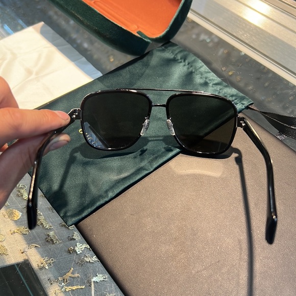 Gucci glasses new model dad bought them and just doesn’t like the way they fit - Picture 8 of 11